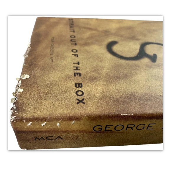 George Strait - Straight Out Of The Box Four Cassette Collection Box Set Book. - Picture 4 of 8